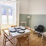 Spacious Santos Ap W/ View