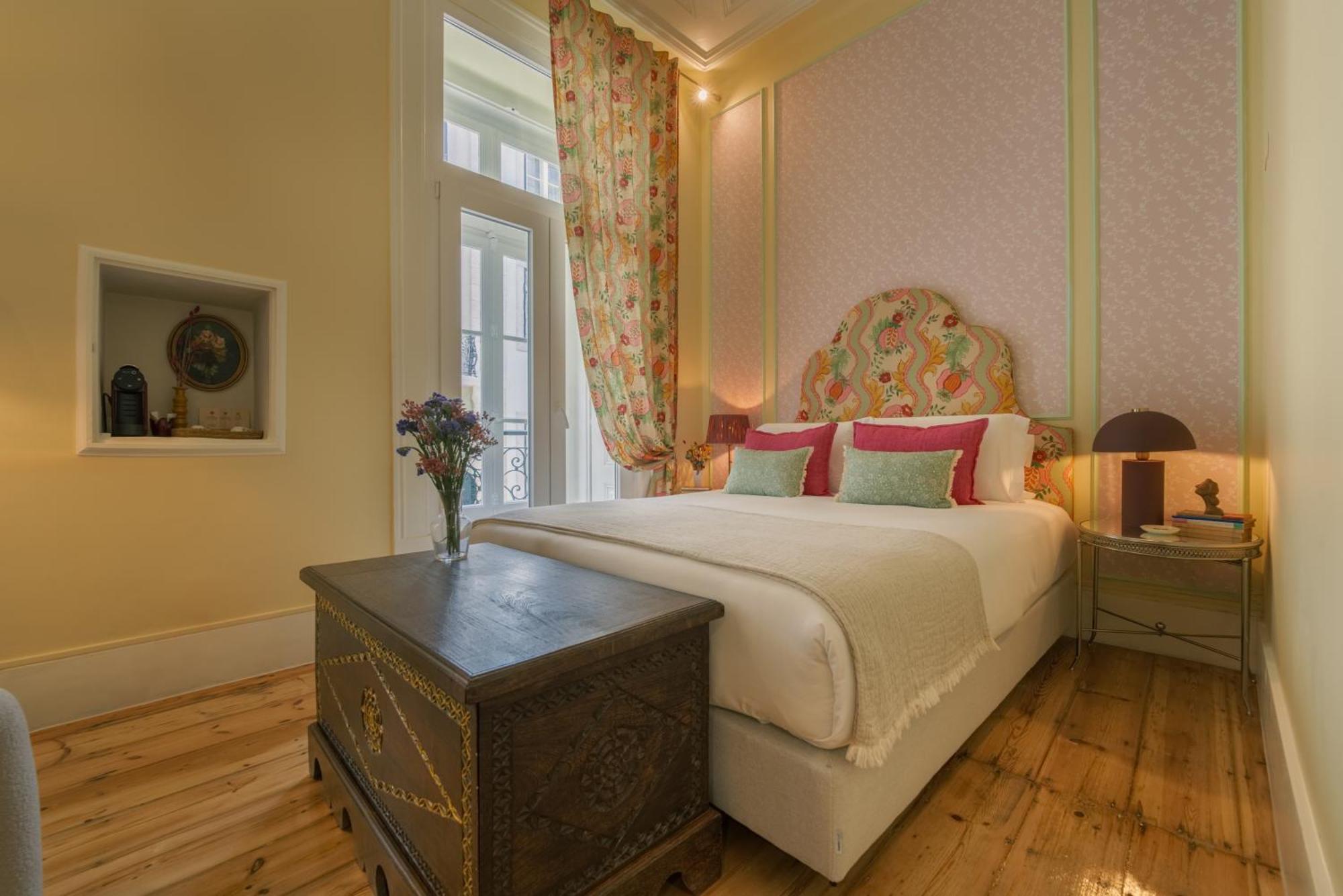 Guest house Casinha Flores 3*