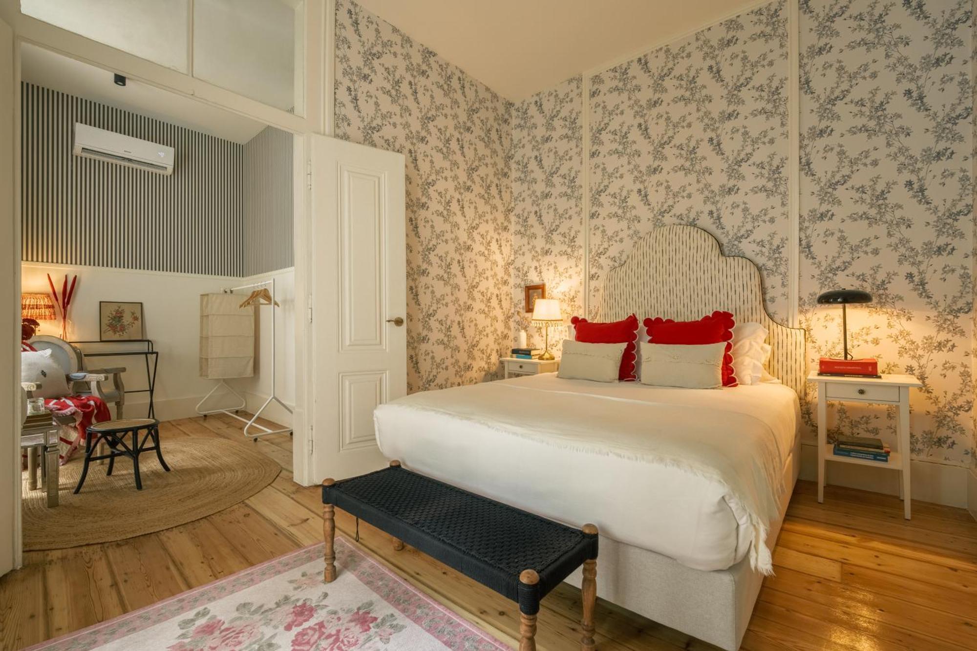 Guest house Casinha Flores 3*