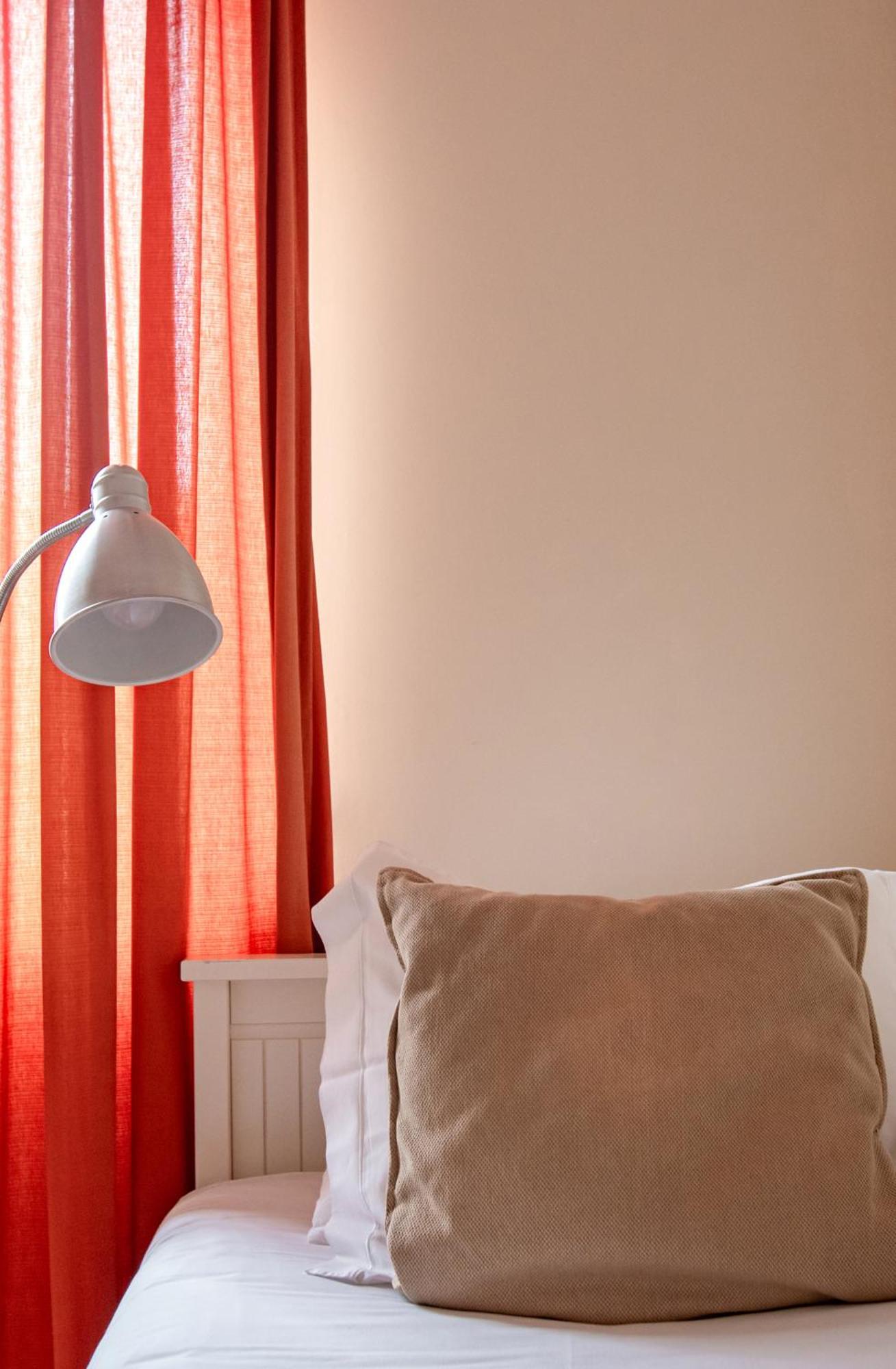 Inn Large Family Flat In Campo De Ourique Lisbon