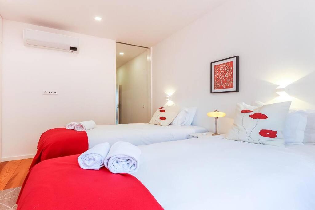 Outstanding Santos Spacious 2 Bedroom W Ac Apartment Lisbon