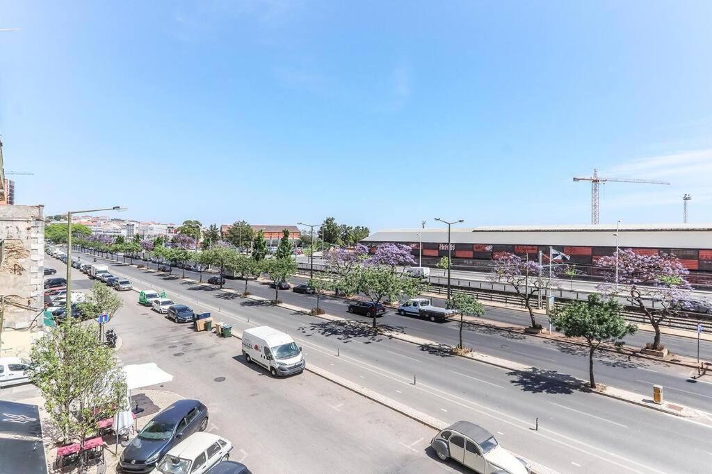 Outstanding Santos Spacious 2 Bedroom W Ac Lisbon