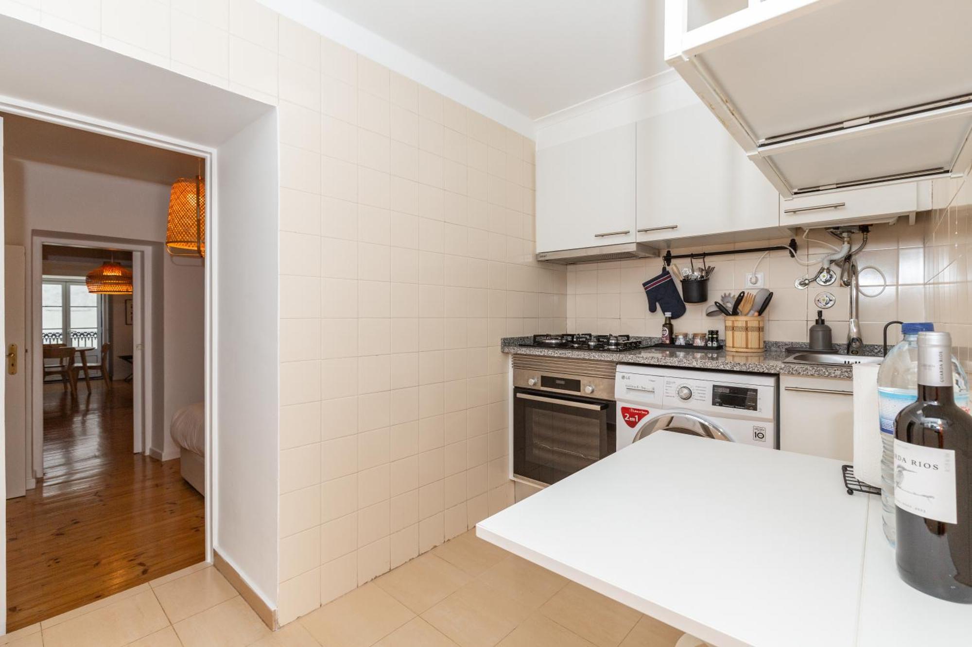 Borga Sunny Terrace Apartment Lisbon