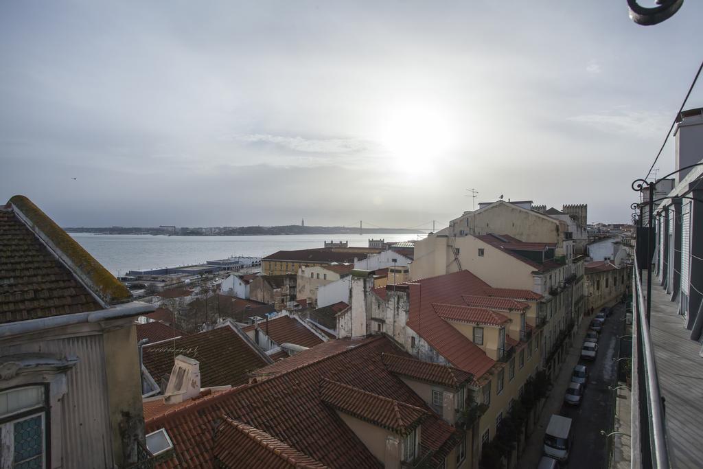 Apartment Breathtaking River View In Alfama *