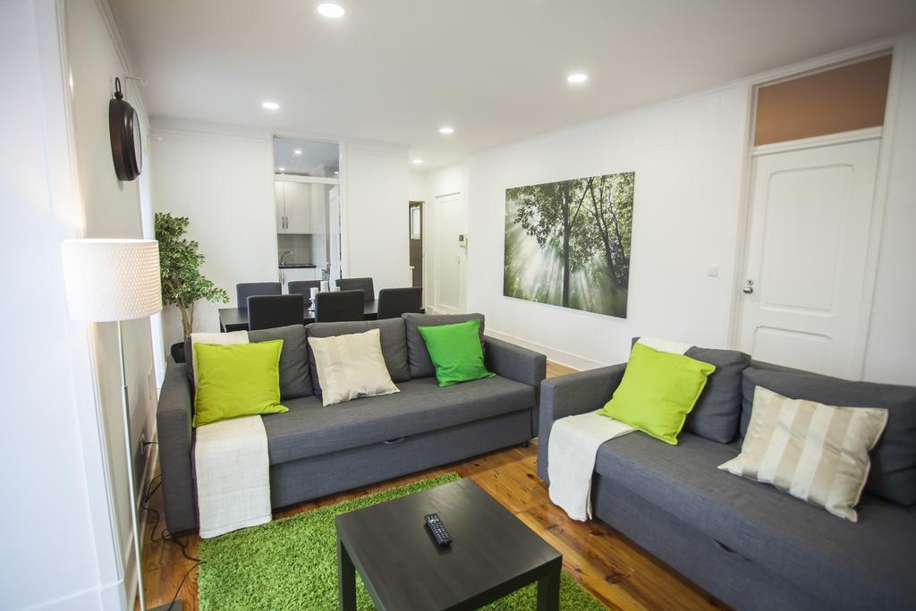 Breathtaking River View In Alfama Apartment Lisbon