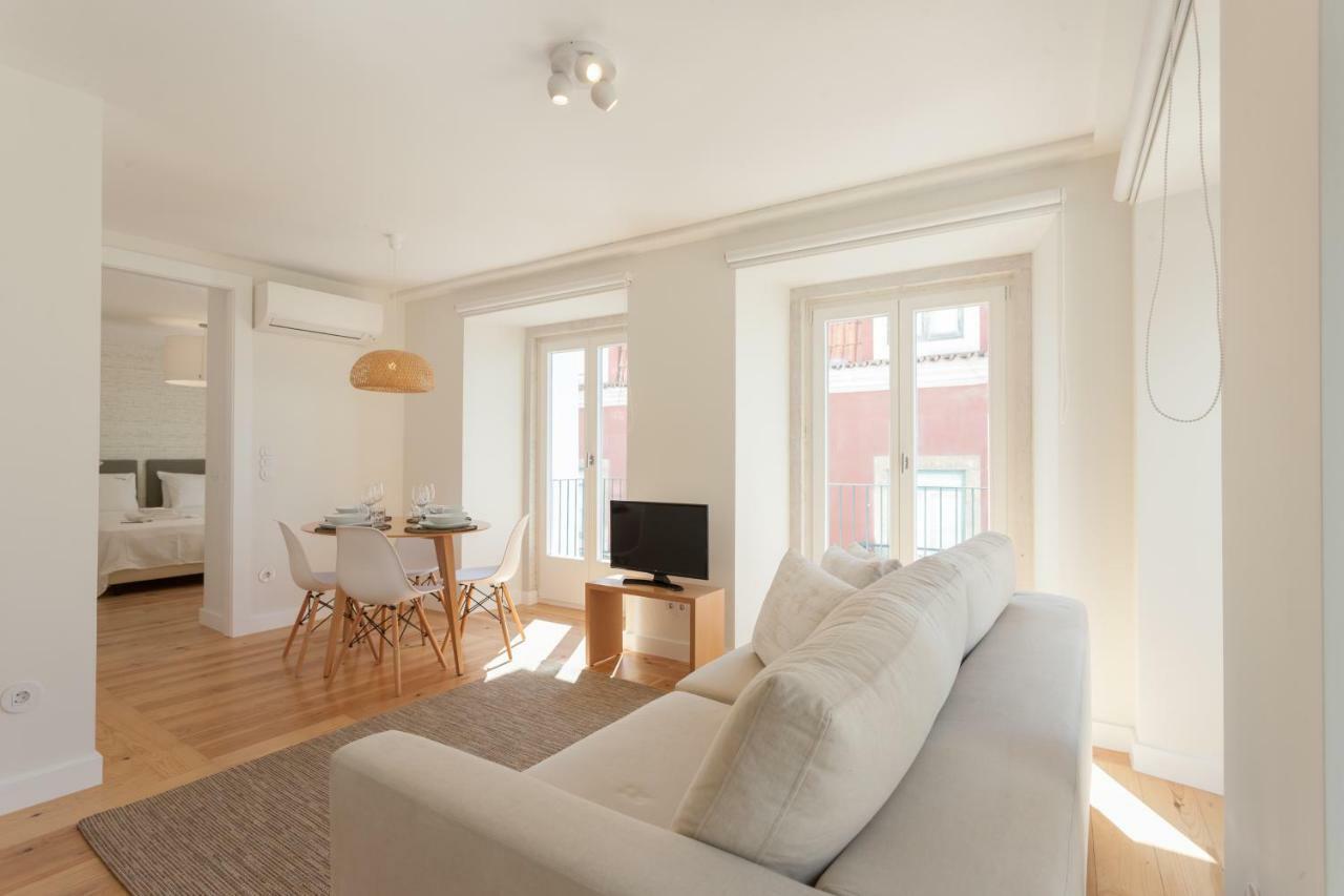 Apartment Flh Portas Do Sol Cozy Flat Lisbon
