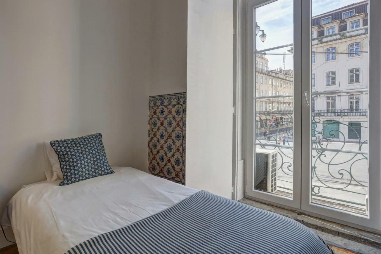 Apartment Tejo Location With River View