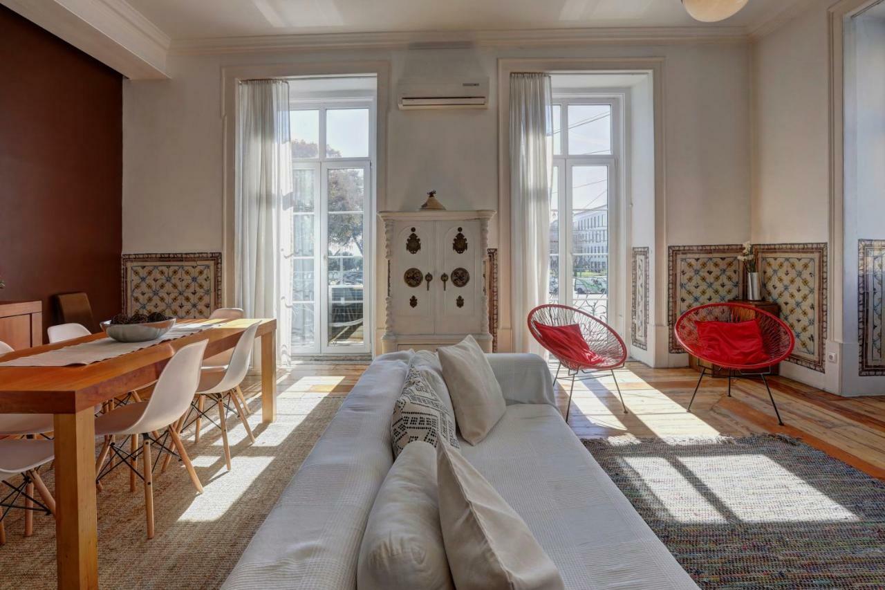 Apartment Tejo Location With River View Lisbon