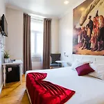 Lisbon Arsenal Suites