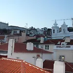 Stylish Lisbon Apartment In Alfama