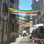 Amazing Camões Apartment - Chiado, Lisbon