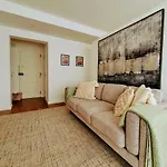 Praça do Chile Deluxe by Lisbon Village Apartments