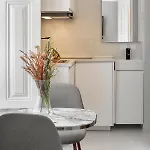Small Design Studio - Rosa, Bairro Alto