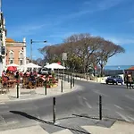 Pilar - Alfama River View