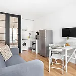 Altido Elegant Apartments Moments From Carmo Convent, In Bairro Alto