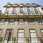 Trendy And Super Central Apartment 21 By Lisbonne Collection