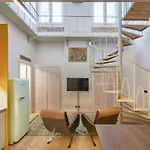 Cais Urban Lodge