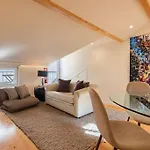 Sacramento Terrace Apartment