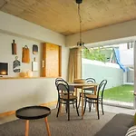 Madragoa Modern Apartments