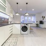 Vita Portucale ! Moscavide Family Apartment