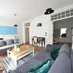 Downtown Original Lisbon Apartment