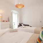 Ginjinha House - 4 Rooms - Bairro Alto - With Ac!