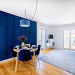 Blue By The River 3 - Elegant Two-Bedroom In Santos