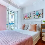 Inloveapartments - Alfama Balcony