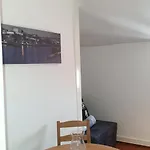 Deluxe 15 2- Central Lisbon Sao Jorge Private Apartment
