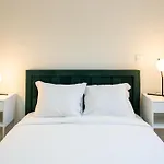 Pardal Rc A - Luxury 2 Bed Apartment In Alcantara