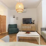 Estrela Delight By Homing