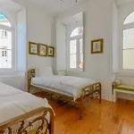 Portas Do Castelo Apartments