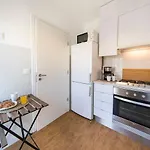 Comfortable Apartment In Campo Pequeno
