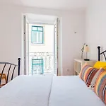 Duque 2Br Flat At Historical Chiado