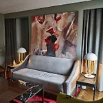 O Artista Suites By Europe