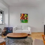 Charming One-Bedroom Principe Real | By Airnest