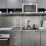 Charming One-Bedroom Principe Real | By Airnest