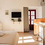 Casa Com Graca - Fully Equiped Studio In The Historical Center
