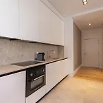 Lisbon\'S Heart Apartment VI