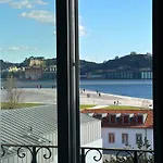 Belem Apartment With Tagus River View