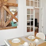 Chiado 3 Bedroom Luxury Apartment
