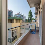 Lovelystay - 2 Bedroom Belem Wonder