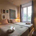 Jo\'S Place