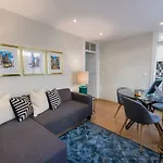 Elegant Lisbon Heart Apartment