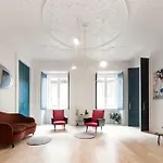 Awarded 3 Bedrooms Upscale Flat@Chiado Bairro Alto