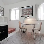 Salgadeiras Suites - Bairro Alto
