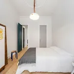 Awarded 3 Bedrooms Upscale Flat@Chiado Bairro Alto