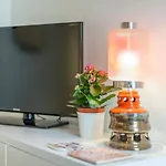 Alfama Charming Apartment, By Timecooler