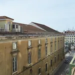 Hello Lisbon Terreiro Do Paco Apartments