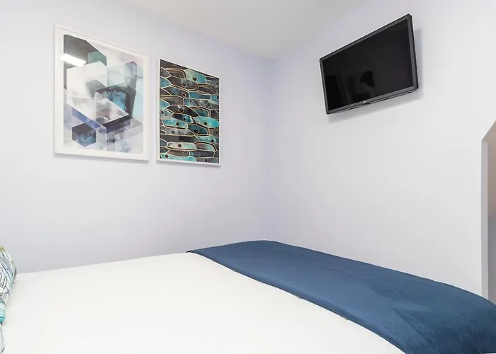 Perfect 1 Bed In Chiado With Aircon